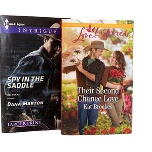 🐸2/$10🐸Harlequin set of 2